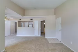 Photo #6: 2497250 Listing