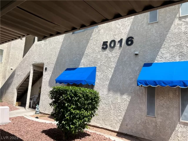 MLS: 2497261 Condo For Sale