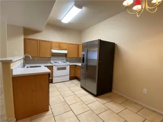 Photo #4: 2497267 Listing 