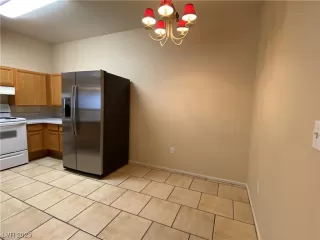 Photo #5: 2497267 Listing 