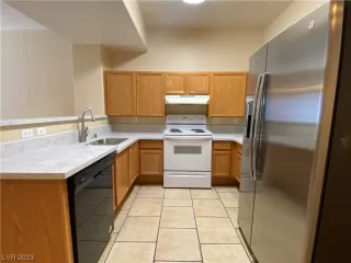 Photo #6: 2497267 Listing 