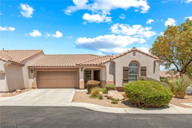 MLS: 2497280 Condo For Sale