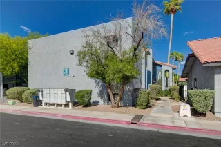 Photo #1: 2497295 Listing