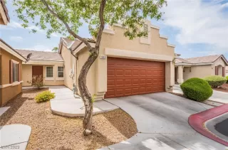 Photo #3: 2497296 Listing