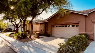 Photo #1: 2497312 Listing