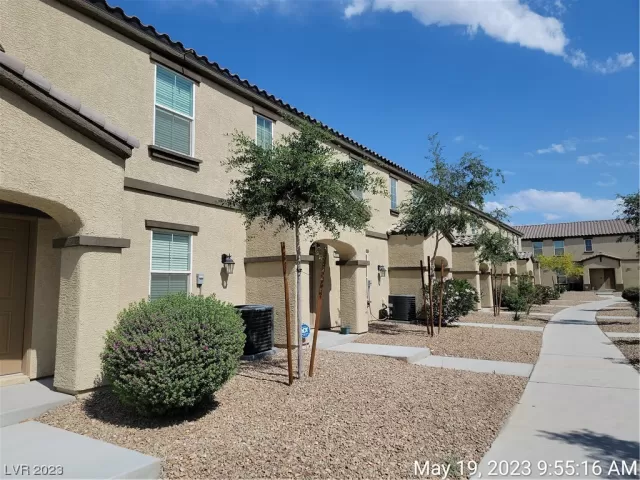 MLS: 2497338 Condo For Sale