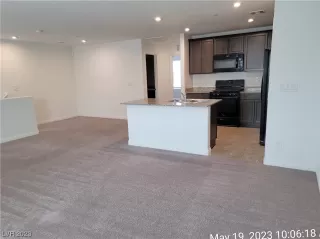 Photo #6: 2497338 Listing 