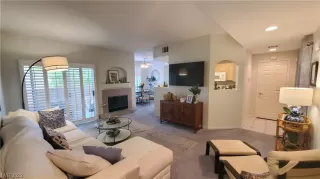 Photo #4: 2497350 Listing 