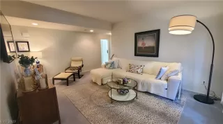 Photo #6: 2497350 Listing 