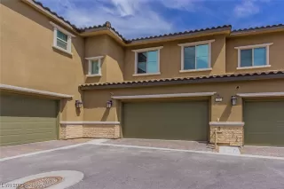 Photo #1: 2497351 Listing