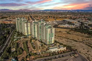 Photo #1: 2497358 Listing