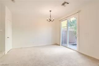 Photo #5: 2497382 Listing