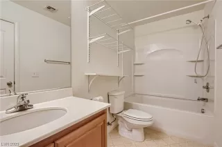 Photo #6: 2497382 Listing