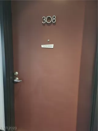 Photo #1: 2497383 Listing 