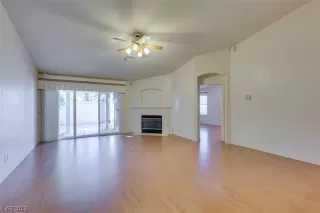Photo #6: 2497390 Listing 