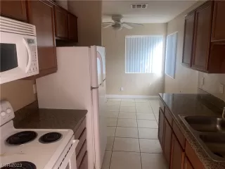 Photo #1: 2497423 Listing 