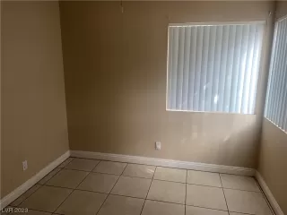 Photo #2: 2497423 Listing 