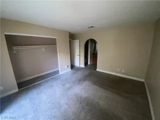 Photo #5: 2497423 Listing 