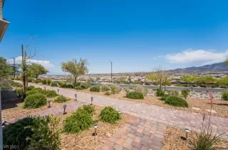 Photo #4: 2497432 Listing