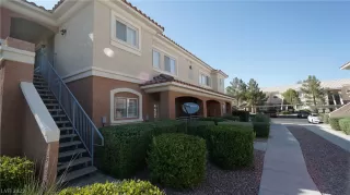 Photo #1: 2497435 Listing 