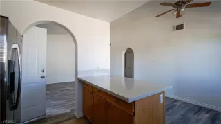 Photo #4: 2497435 Listing 