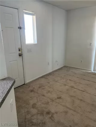 Photo #3: 2497472 Listing 