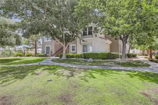 Photo #2: 2497498 Listing 