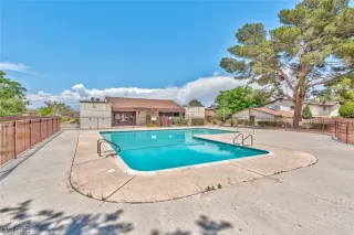 Photo #3: 2497501 Listing