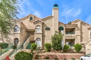 Photo #1: 2497523 Listing 