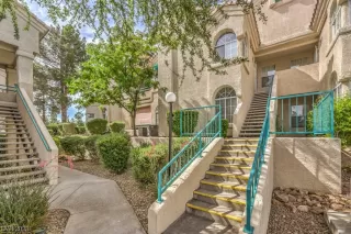 Photo #3: 2497523 Listing 
