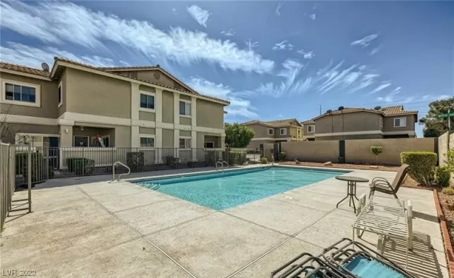 MLS: 2497528 Condo For Sale