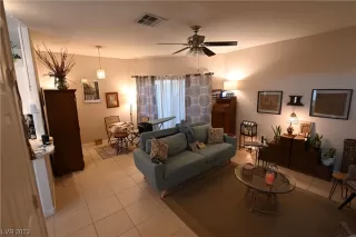 Photo #4: 2497528 Listing 