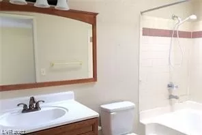 Photo #5: 2497551 Listing 