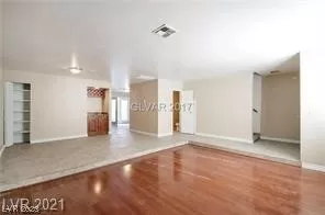 Photo #1: 2497572 Listing 