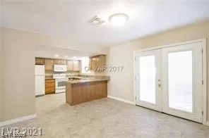 Photo #2: 2497572 Listing 