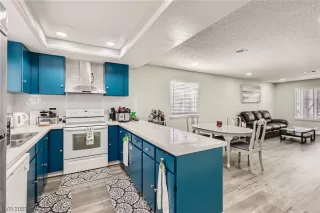 Photo #2: 2497577 Listing 