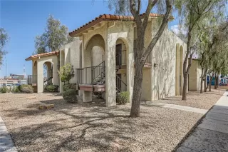 Photo #3: 2497577 Listing 