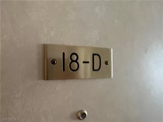 Photo #2: 2497580 Listing 