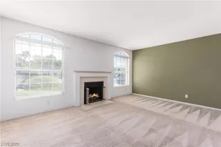 Photo #2: 2497582 Listing