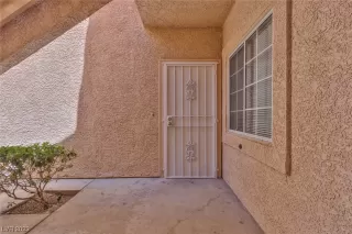 Photo #2: 2497586 Listing 