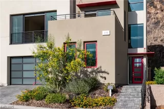 Photo #3: 2497601 Listing 