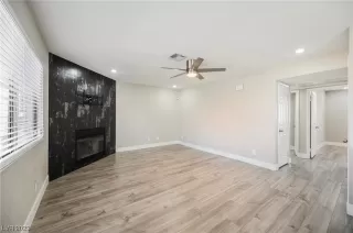 Photo #4: 2497610 Listing 