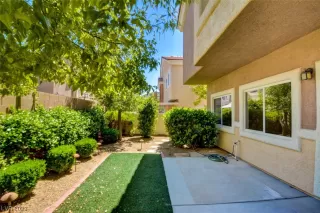 Photo #2: 2497614 Listing 