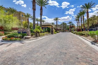 Photo #1: 2497625 Listing 