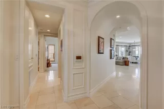 Photo #4: 2497625 Listing 