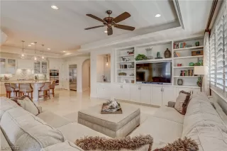 Photo #6: 2497625 Listing 