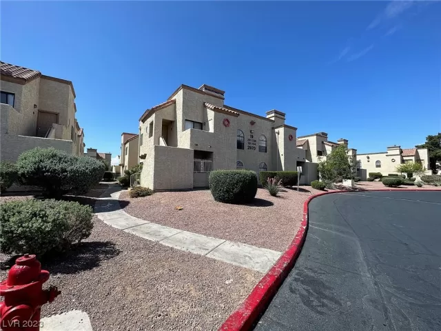 MLS: 2497656 Condo For Sale