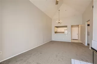 Photo #4: 2497657 Listing 