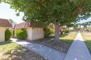 Photo #3: 2497698 Listing 