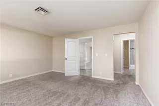 Photo #6: 2497698 Listing 